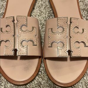 Tory Burch Ines Slide. Light pink. Size 7